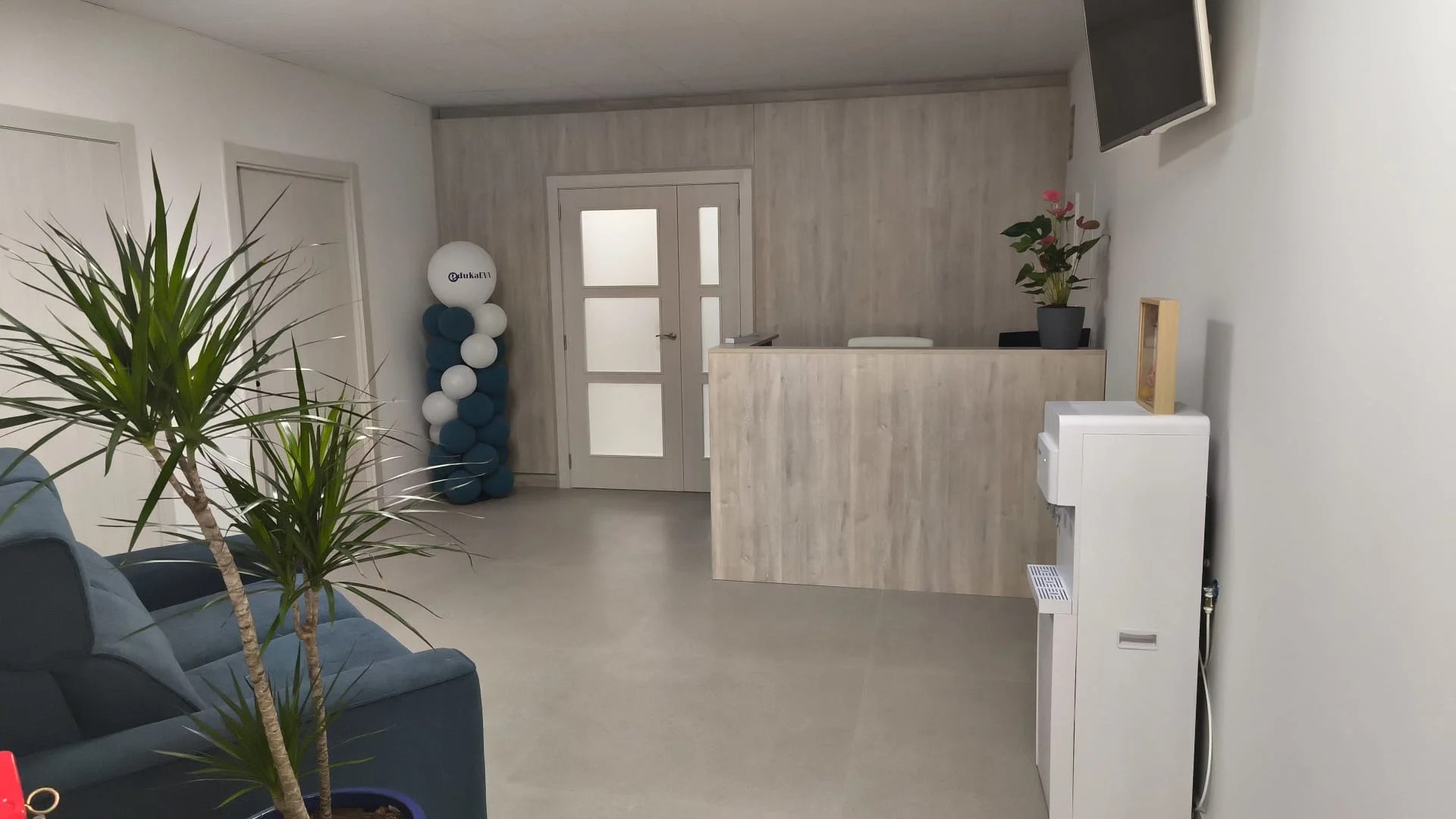 Espacio de estudio de la academia eduKaEVA
